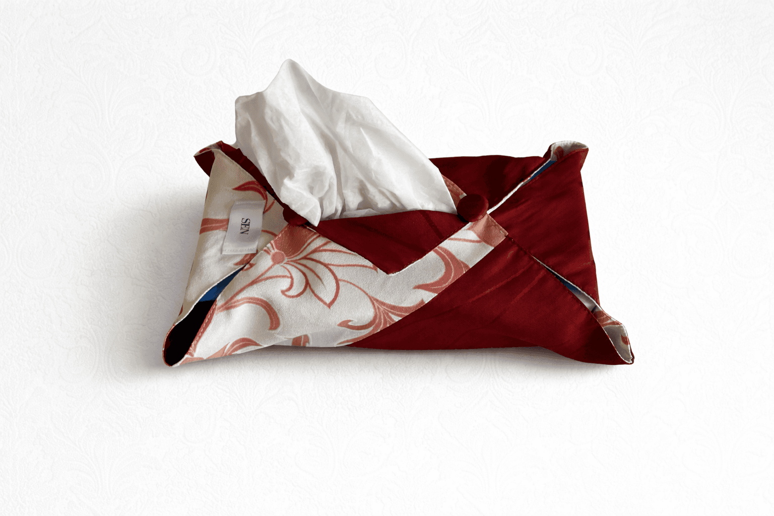 【一点もの】正絹のボックスティッシュケース｜包み布デザイン｜和柄｜新築祝い/母の日