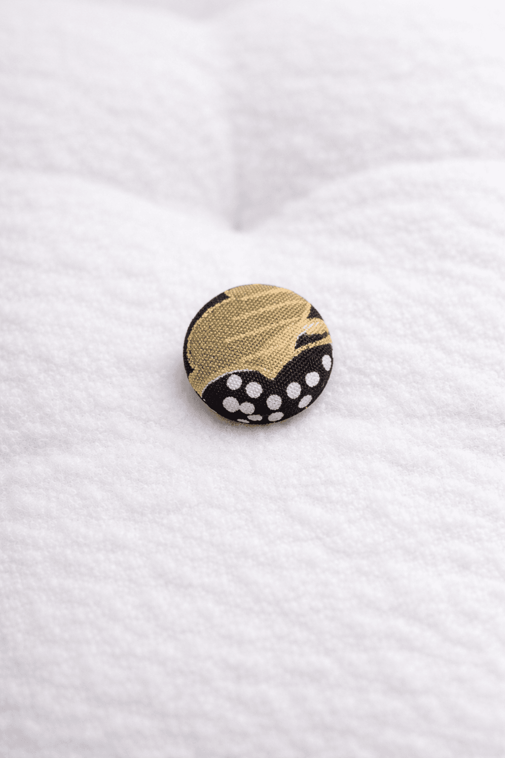 黒留袖のくるみボタン 18mm 6個セット【一点限定】｜ハンドメイド素材・和素材パーツ | 4枚目