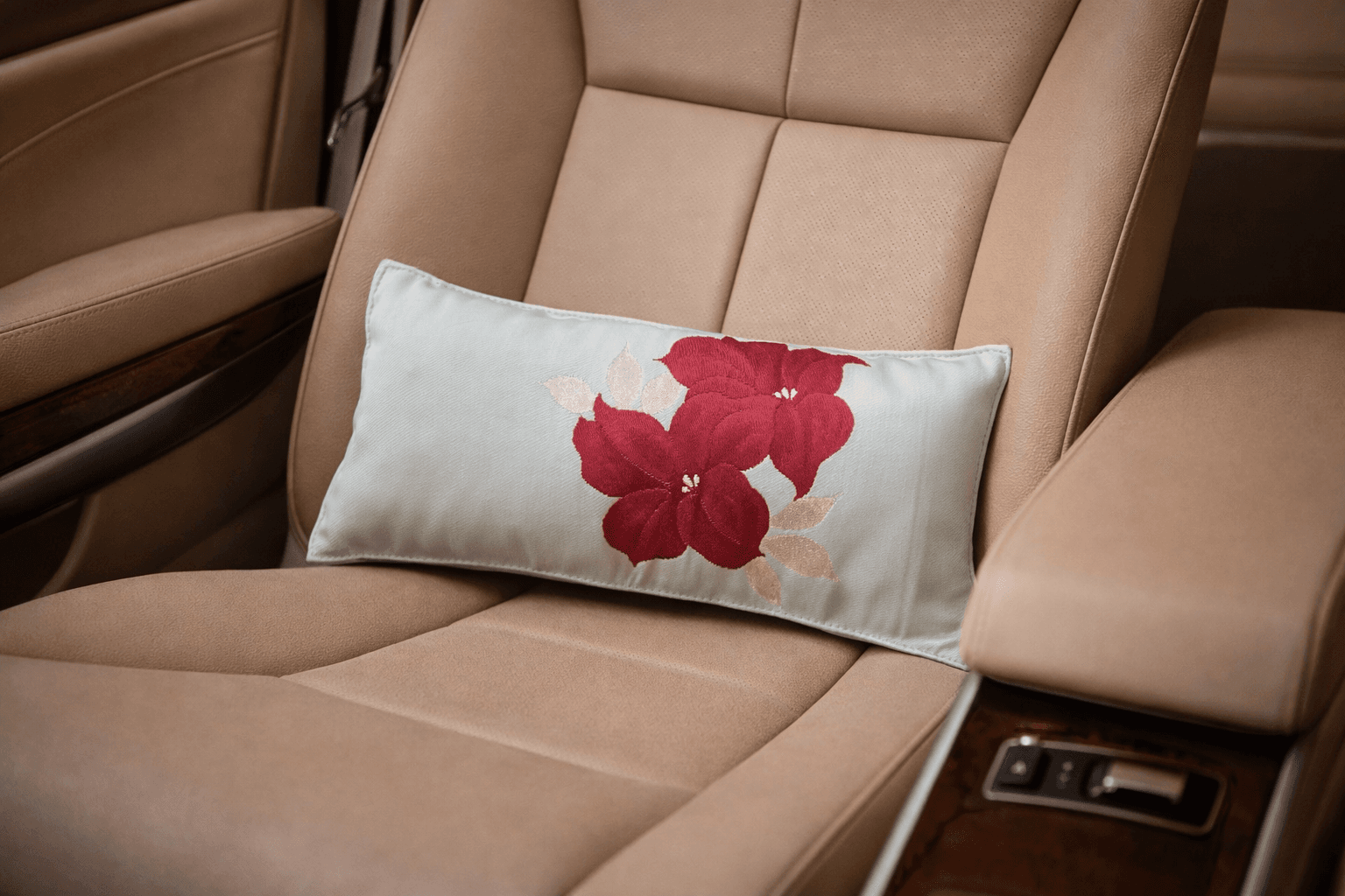 思い出の帯をインテリアに｜4月限定5点 小ぶり2個セットクッションオーダー | 4枚目