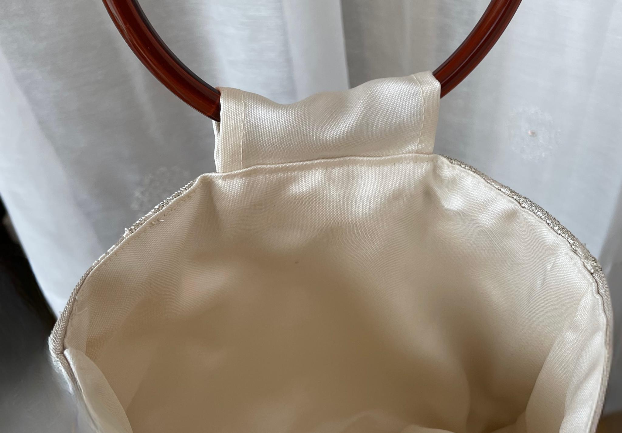 ホワイトゴールド葉柄バッグ  ｜帯リメイク 小サイズ 和モダン【 一点物】 | 6枚目