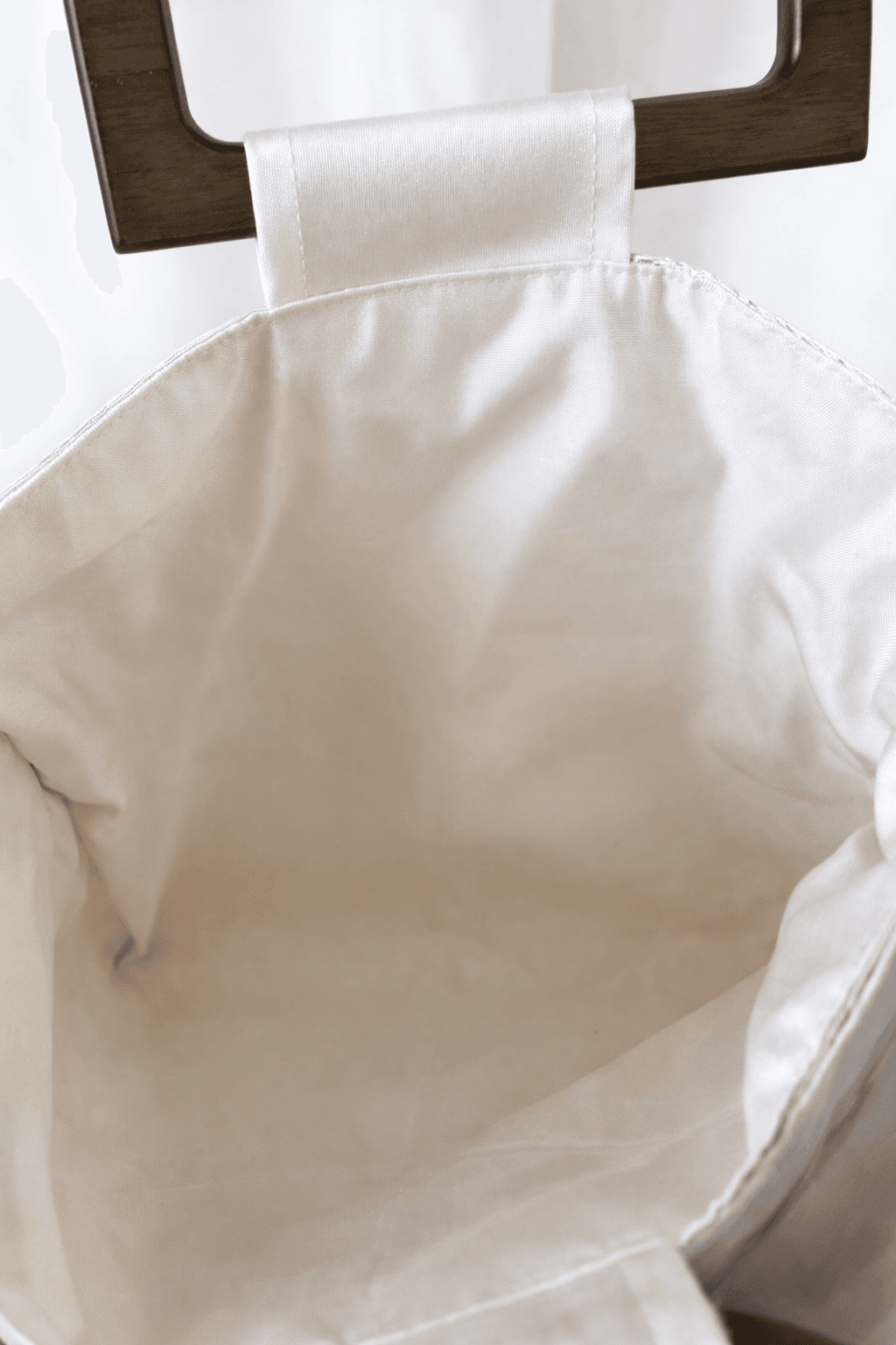 ホワイトゴールド葉柄バッグ｜帯リメイク  大サイズ 和モダン 【一点物】 | 5枚目